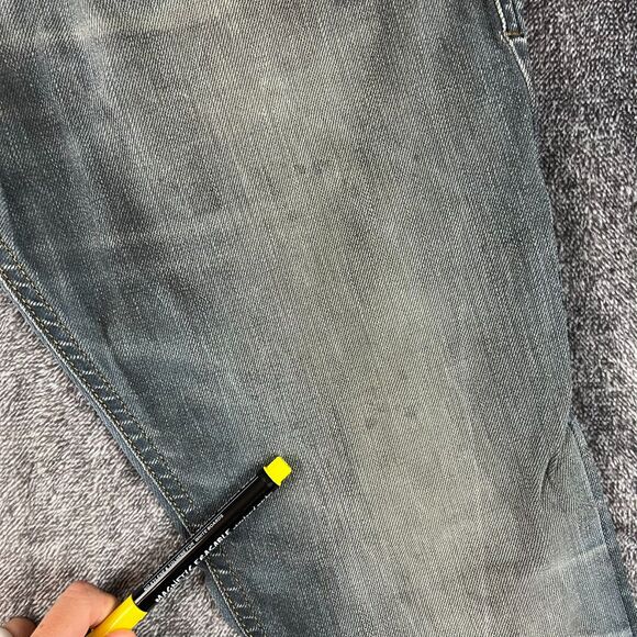 Diesel Slim-Carrot Tepphar Denim Distressed Jeans Men's 31X32(31X30) 0886A - Picture 4 of 16